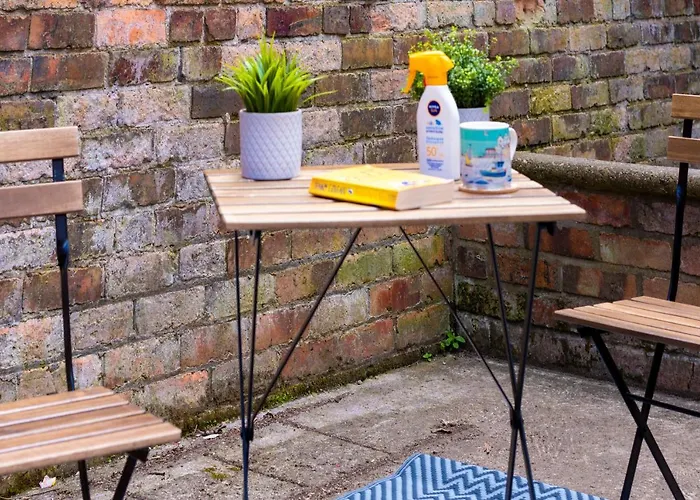 Coastal Escape At 31, * Scarborough