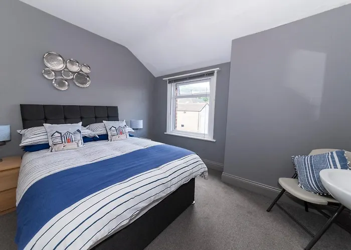 Coastal Escape At 31, Scarborough